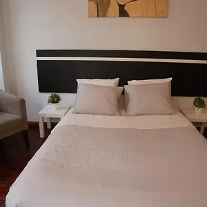 Homestay Bisengototo Homestay Portugal